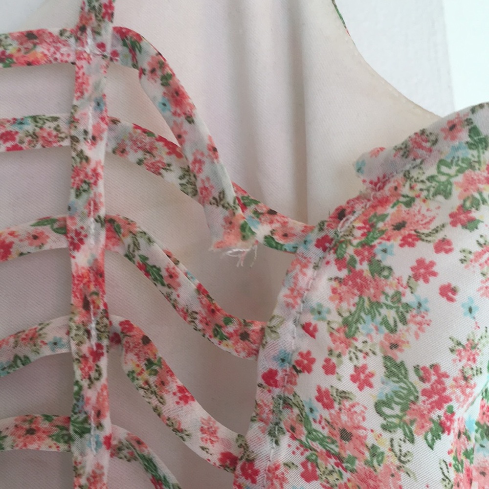 Top - Picture 5 of 7